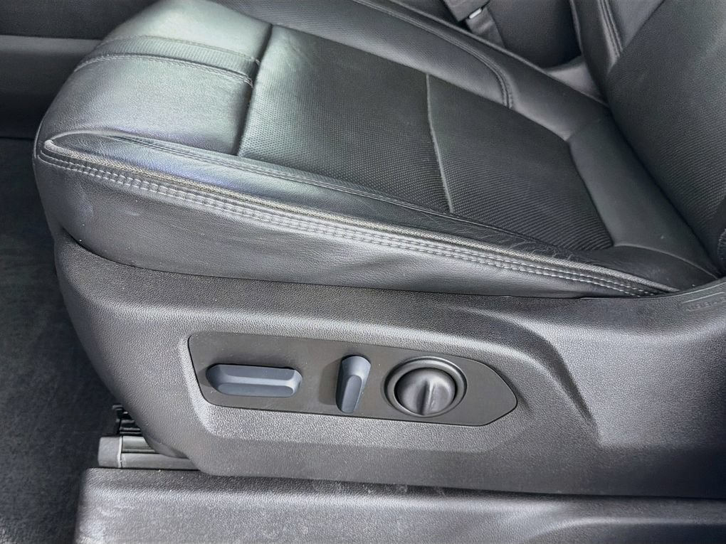 Used 2023 Chevrolet Silverado 2500 High Country w/ LPO, Dark Essentials Package AWD/4WD image 26