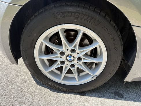 Used 2004 BMW Z4 2.5i RWD image 13