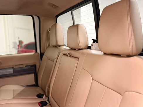 Used 2016 Ford F250 Lariat w/ Lariat Ultimate Package AWD/4WD image 23