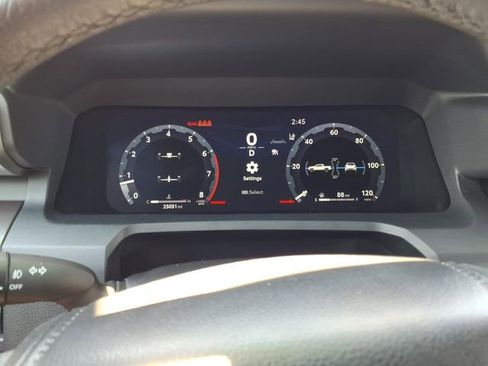 Used 2024 Toyota Tacoma TRD Off-Road AWD/4WD image 17