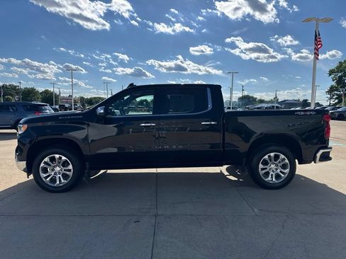 Used 2022 Chevrolet Silverado 1500 LTZ w/ Technology Package AWD/4WD image 3