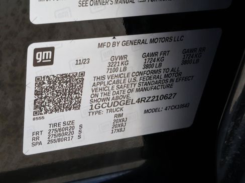 Used 2024 Chevrolet Silverado 1500 LTZ AWD/4WD image 25