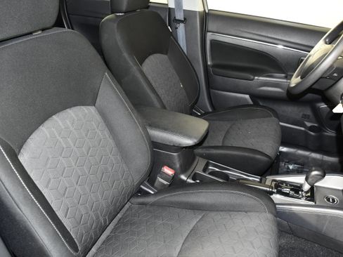 Used 2022 Mitsubishi Outlander Sport ES AWD/4WD image 40