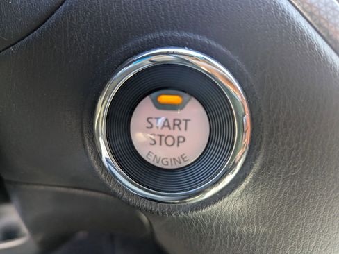 Used 2018 Nissan Pathfinder SL w/ SL Premium Package image 18