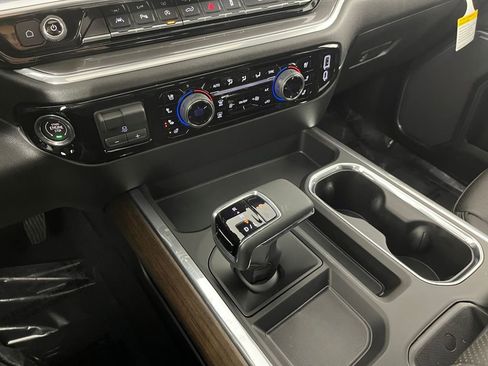 New 2026 Chevrolet Silverado 1500 High Country image 19