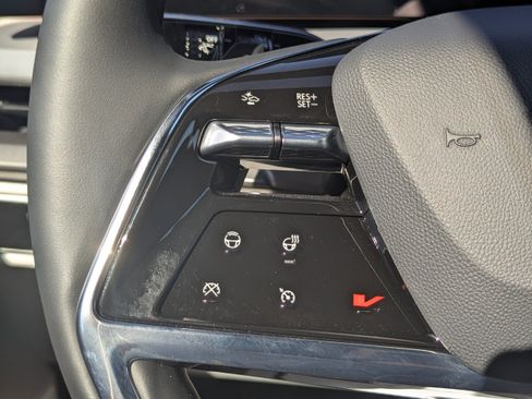 New 2026 Cadillac Vistiq Sport image 39