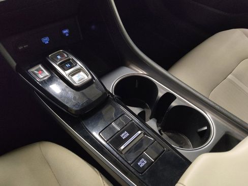 Used 2022 Hyundai Sonata SEL w/ Cargo Package FWD image 26