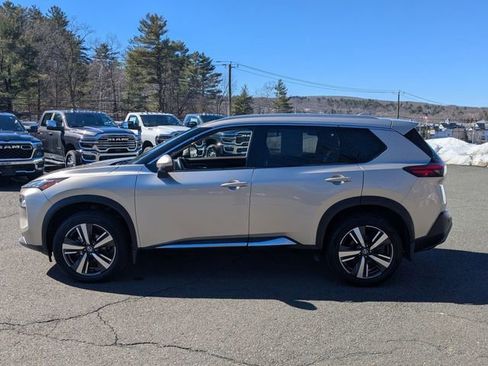 Used 2021 Nissan Rogue SL image 9