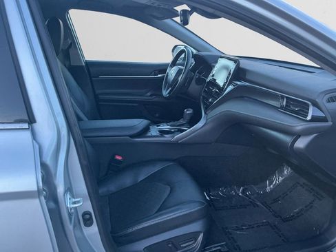 Used 2023 Toyota Camry XSE image 15