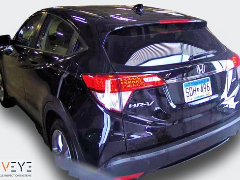 Used 2022 Honda HR-V LX image 13