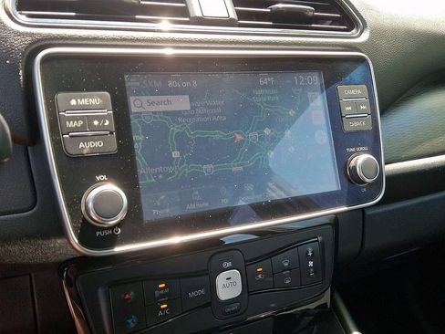 Used 2024 Nissan Leaf SV Plus FWD image 17