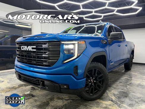 Used 2022 GMC Sierra 1500 Elevation image 1