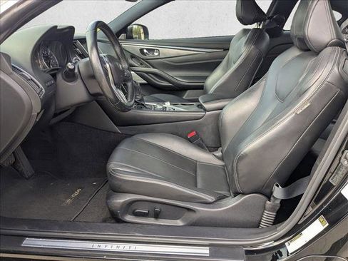 Used 2018 INFINITI Q60 3.0t Luxe image 14