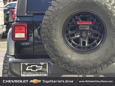 Used 2024 Jeep Wrangler Unlimited Sport AWD/4WD image 8