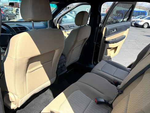 Used 2016 Ford Explorer Base 4WD image 29