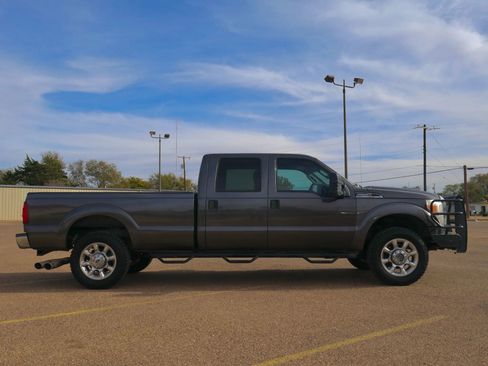 Used 2016 Ford F250 XLT image 5