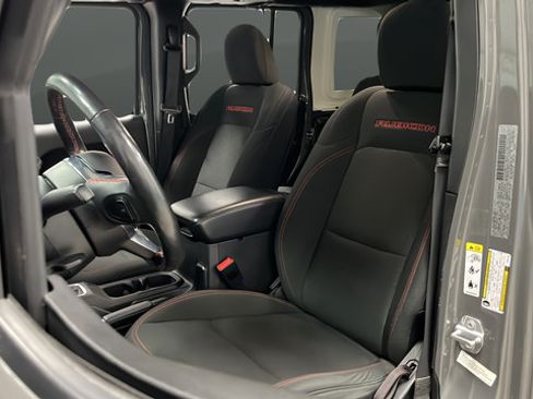 Used 2019 Jeep Wrangler Unlimited Rubicon AWD/4WD image 9
