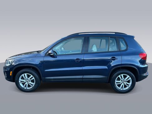 Used 2016 Volkswagen Tiguan SE image 6