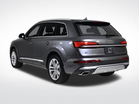 Used 2025 Audi Q7 3.0T Premium w/ Convenience Package image 3