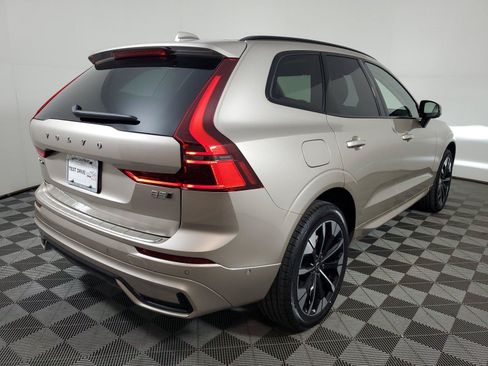 Used 2026 Volvo XC60 B5 Ultra w/ Protection Package Premier AWD/4WD image 6