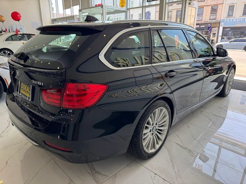 Used 2014 BMW 328i xDrive Wagon AWD/4WD image 7