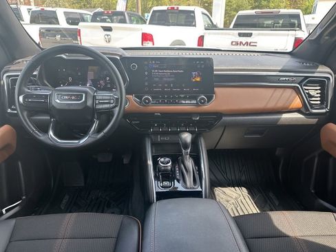 Used 2026 GMC Canyon AT4 AWD/4WD image 14