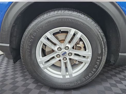 Used 2020 Ford Explorer XLT w/ Equipment Group 202A image 7