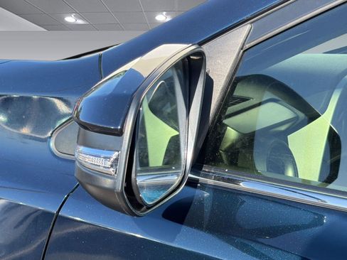 Used 2018 Toyota RAV4 XLE image 25