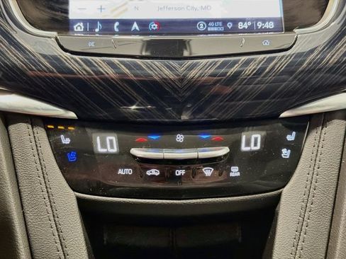 Used 2024 Cadillac XT6 Premium Luxury AWD/4WD image 14