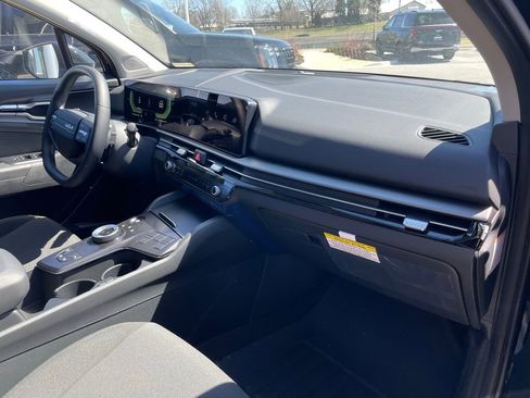 New 2026 Kia Sportage LX image 29