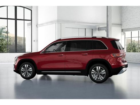 New 2026 Mercedes-Benz GLB 250 4MATIC image 32