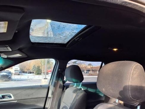 Used 2013 Ford Explorer XLT AWD/4WD image 17