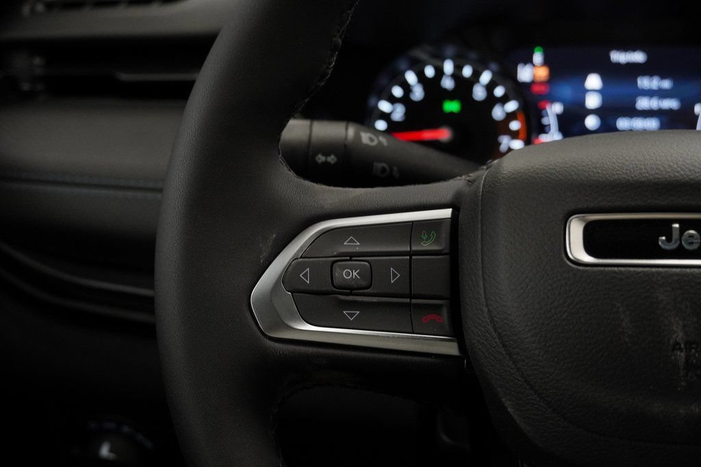 New 2026 Jeep Compass Latitude AWD/4WD image 27