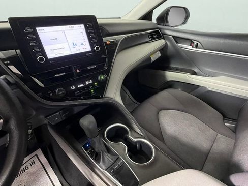 Used 2023 Toyota Camry LE FWD image 19