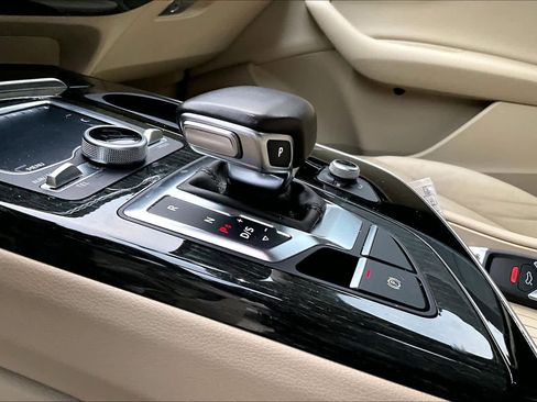 Used 2017 Audi Q7 3.0T Premium Plus image 17