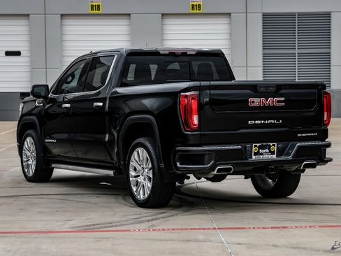 Used 2021 GMC Sierra 1500 Denali w/ Denali Ultimate Package image 11