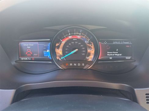 Used 2019 Ford Explorer Limited image 16