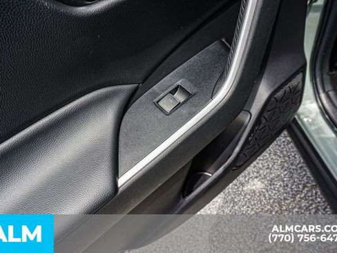 Used 2023 Toyota RAV4 XLE Premium image 60