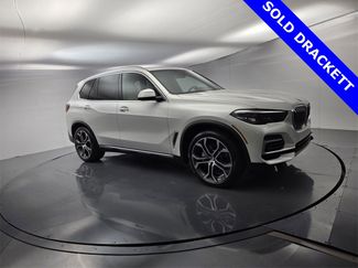 Certified 2022 BMW X5 sDrive40i w/ Premium Package video 2