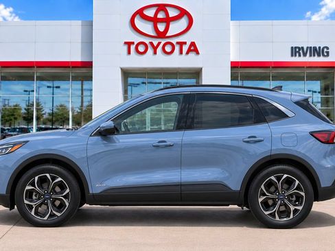 Used 2024 Ford Escape Active AWD/4WD image 16
