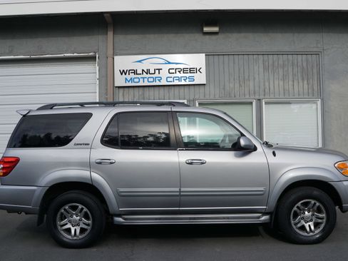 Used 2003 Toyota Sequoia Limited AWD/4WD image 26