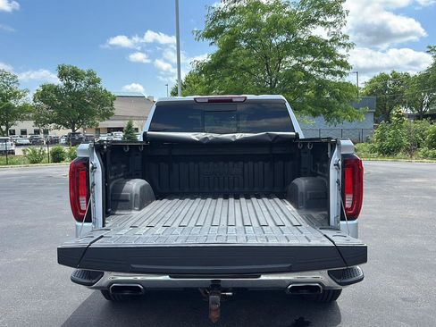 Used 2022 GMC Sierra 1500 SLT w/ SLT Premium Plus Package AWD/4WD image 24