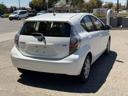 Used 2013 Toyota Prius C Two FWD image 4