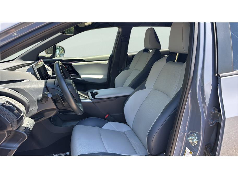 Used 2023 Subaru Solterra AWD image 11
