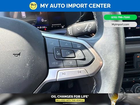 Used 2024 Volkswagen Taos SE AWD/4WD image 18