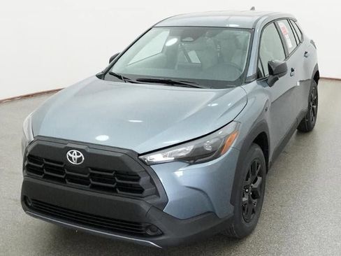 New 2026 Toyota Corolla Cross L image 16