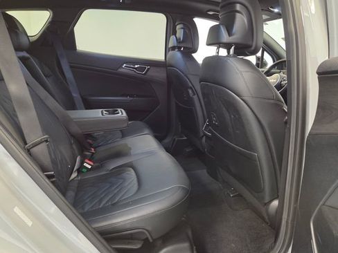 Used 2024 Kia Sportage X-Pro AWD/4WD image 13