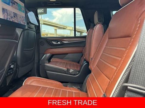 Used 2023 GMC Yukon Denali Ultimate AWD/4WD image 40