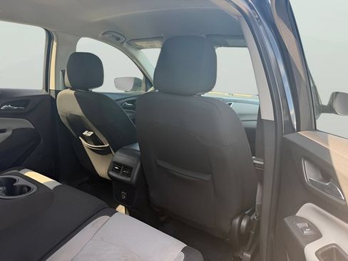 Used 2021 Chevrolet Equinox LS w/ LS Convenience Package FWD image 17