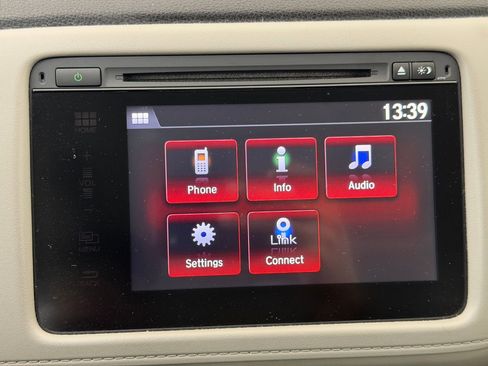 Used 2018 Honda HR-V EX image 24